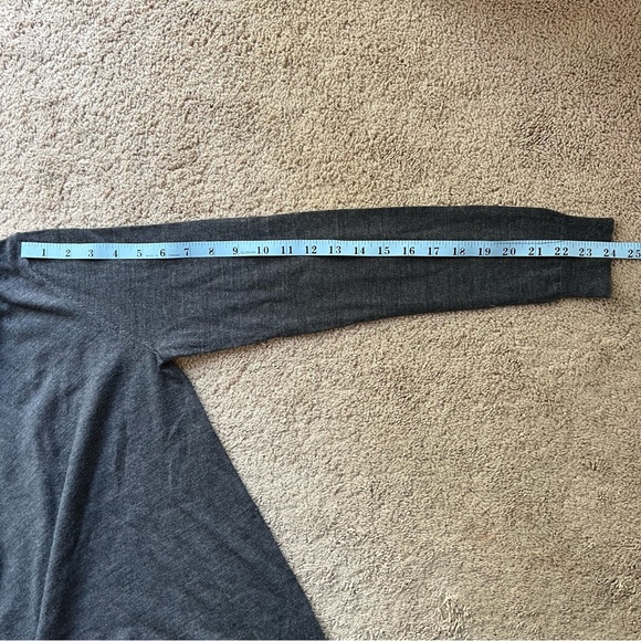 GAP merino wool crew neck sweater - Picture 8 of 8